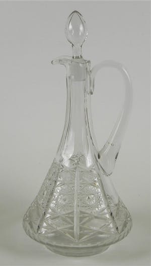 Niet of onleesbaar gesigneerd - Zware hoge kristallen karaf met stop kopen? Bied vanaf 1!