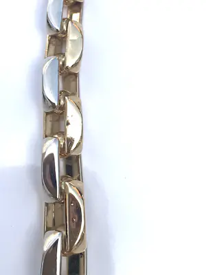 AcheterArmband BARAKA? Enchérissez de 4400!