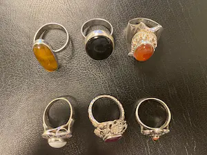 Lot van 6 zilveren ringen kopen? Bied vanaf 30!