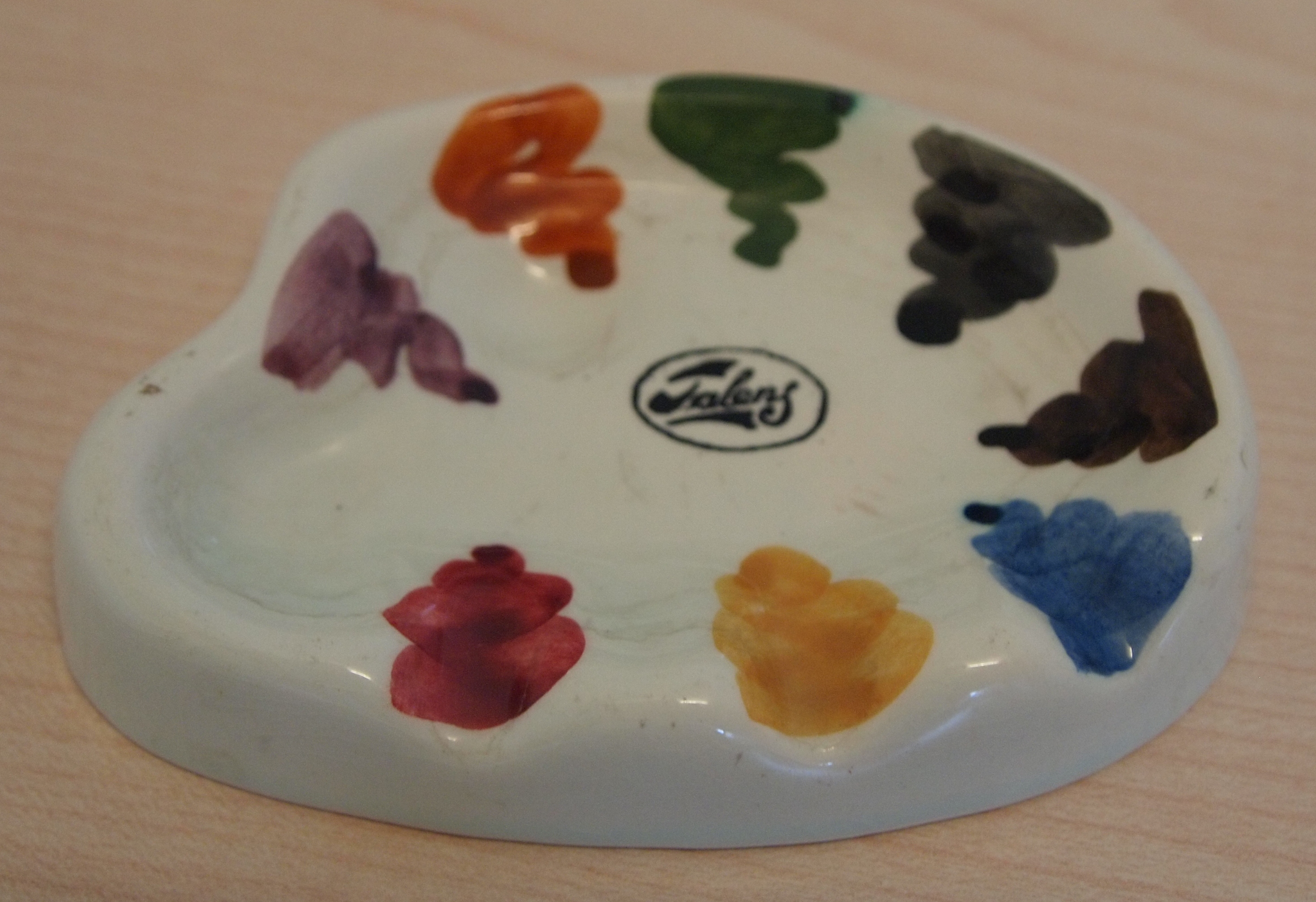 Delftse Pauw - Platelen asbakje voor Talens in de vorm van schilderspalet kopen? Bied vanaf 6!