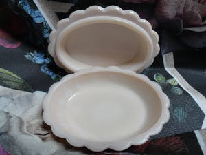 Curt Schlevogt - roze zeepdoos gedecoreerd met vredes duiven kopen? Bied vanaf 1!