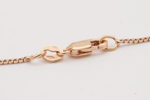 2537 - 14 Krt rose-gouden dames Halssierraad met diamanten hanger - 0.40ct kopen? Bied vanaf 220!