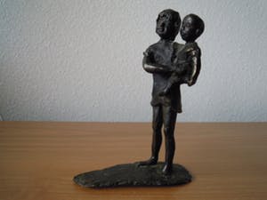 Corry Ammerlaan - Prachtig beeldje MOEDER MET KIND kopen? Bied vanaf 20!