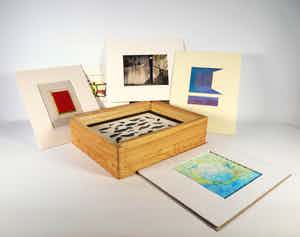 Ed Hoogenboom - en anderen - Krijt, aquarel, foto, Kunstkist verkocht voor € 50!