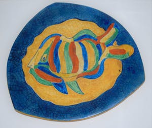 Niet of onleesbaar gesigneerd - keramisch bord gesigneerd K kopen? Bied vanaf 10!