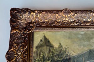 Niet of onleesbaar gesigneerd - Stadszicht - Hofje Bakenesserkamer/St BAVO -Gesigneerd - Fraaie vergulden lijst! kopen? Bied vanaf 10!