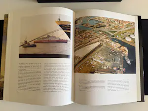 Buy Diverse kunstenaars - Brugge en de zee: van Bryggia tot Zeebrugge? Bid from 20!