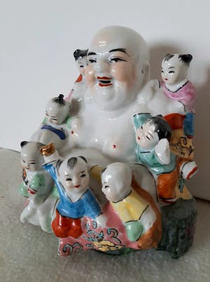 Niet of onleesbaar gesigneerd - Porselein Hotei met kinderen kopen? Bied vanaf 1!