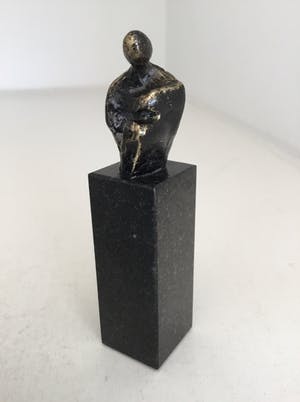 Corry Ammerlaan - Sculpturen “ De overdenking “ kopen? Bied vanaf 40!