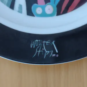 Wouter Stips - Prachtig bord uit 2010 en gesigneerd kopen? Bied vanaf 1!