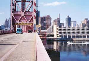 Arthur Martin - Roosevelt Island Bridge / NYC '01 verkocht voor € 1!