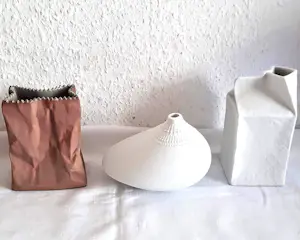 Rosenthal - 3 Designer Porzellan Vasen Studio-Line, Pollo, Papiertüte, Milchkarton 70erJahre kopen? Bied vanaf 140!