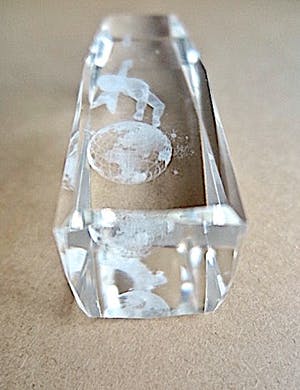 Niet of onleesbaar gesigneerd - Cupido/Amor schiet pijl in het Hart -3D kristal lasergravure - Diamantgeslepen kopen? Bied vanaf 1!