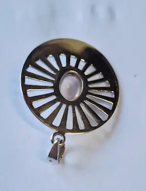 Nieuwe  zilveren hanger 925 gezet met rozenkwarts kopen? Bied vanaf 65!