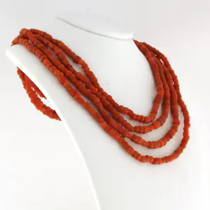 14k gouden slot aan een vier rijïge koraal collier - 37 cm kopen? Bied vanaf 360!