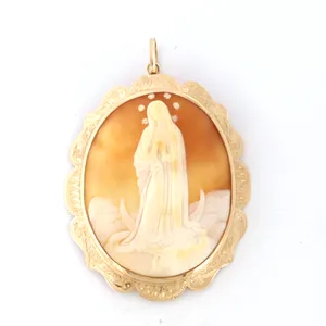 18k gouden camee hanger - afm 6.1 cm x 4.2 cm kopen? Bied vanaf 150!