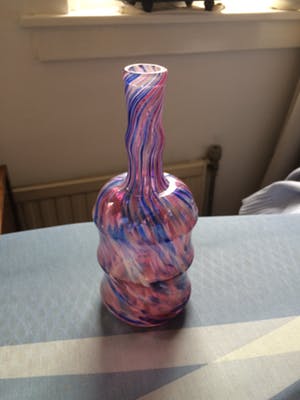 Niet of onleesbaar gesigneerd - Veelkleurige flesvaas kopen? Bied vanaf 10!