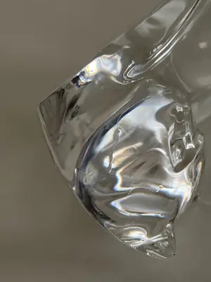 Val-Saint-Lambert - Een paar kristallen katten van Val Saint Lambert – model ontworpen door Katherine De Sousa. kopen? Bied vanaf 500!