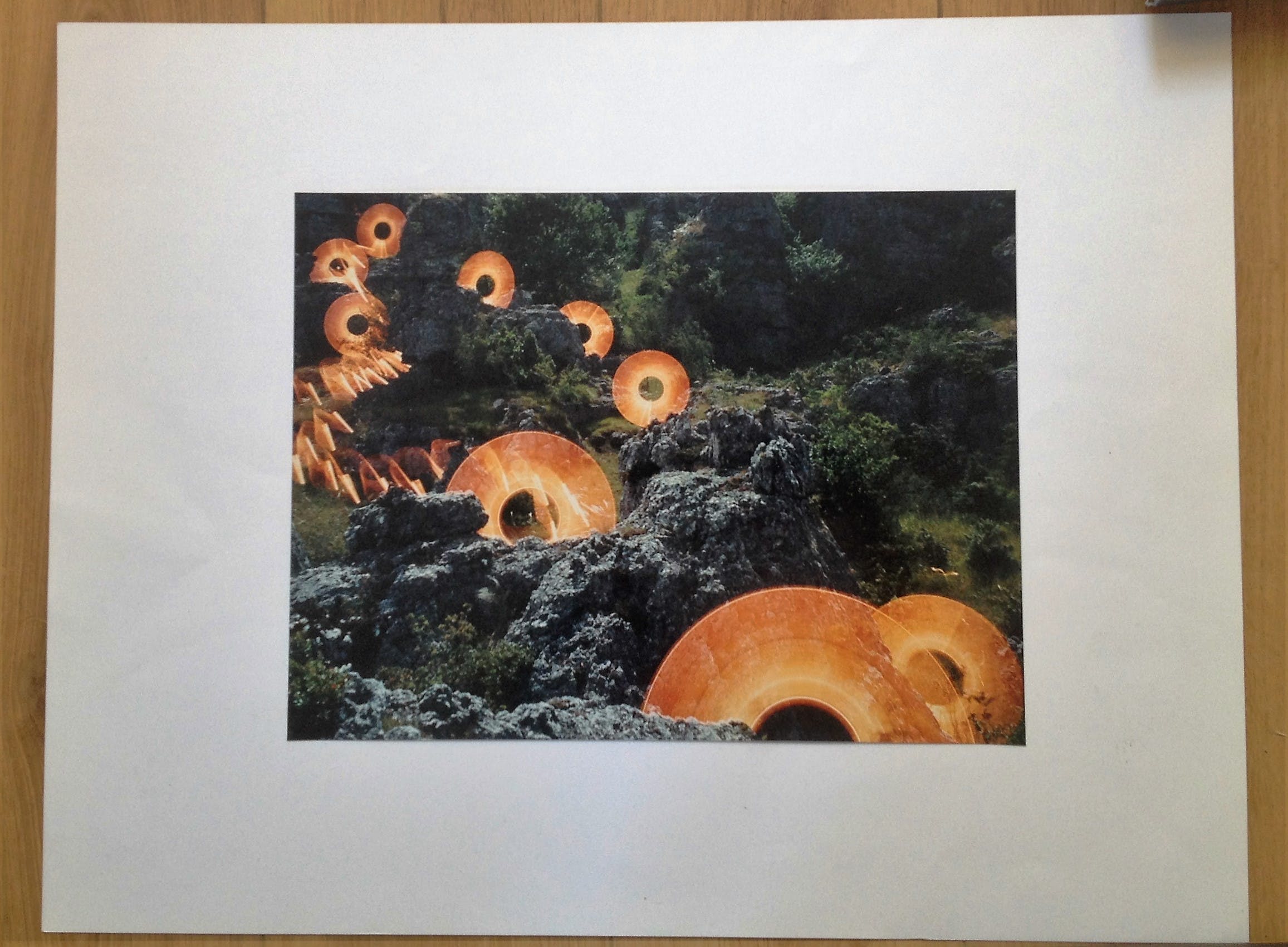 Niet of onleesbaar gesigneerd - Fotomontage in Landschap op Fotopapier 20e eeuw. kopen? Bied vanaf 1!