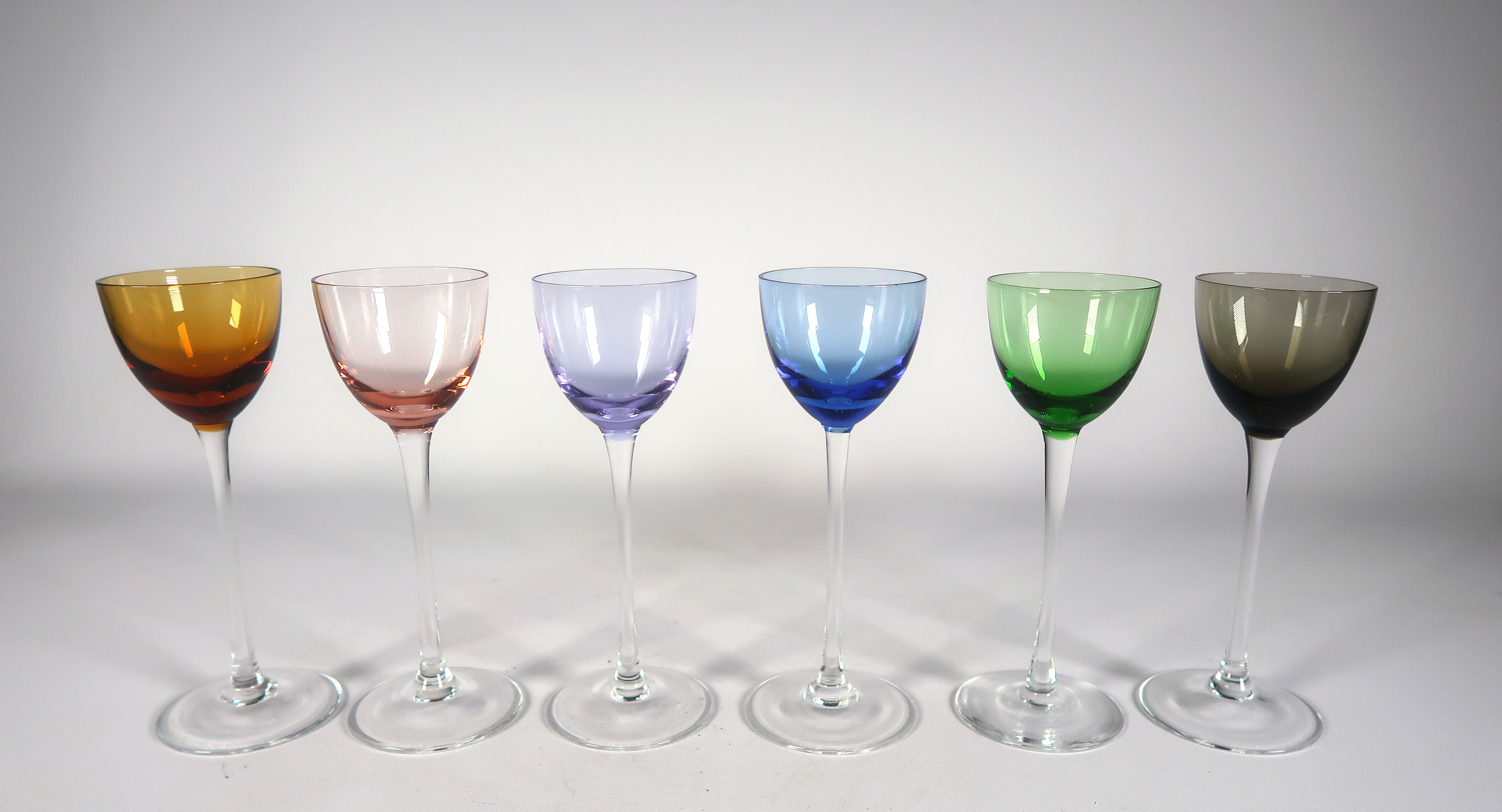 Ichendorf - Glas, Zes gekleurde likeurglazen verkocht voor € 35!