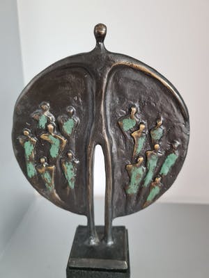 Corry Ammerlaan - Artihove Beeld "Zorg in Balans " Groot formaat! kopen? Bied vanaf 65!