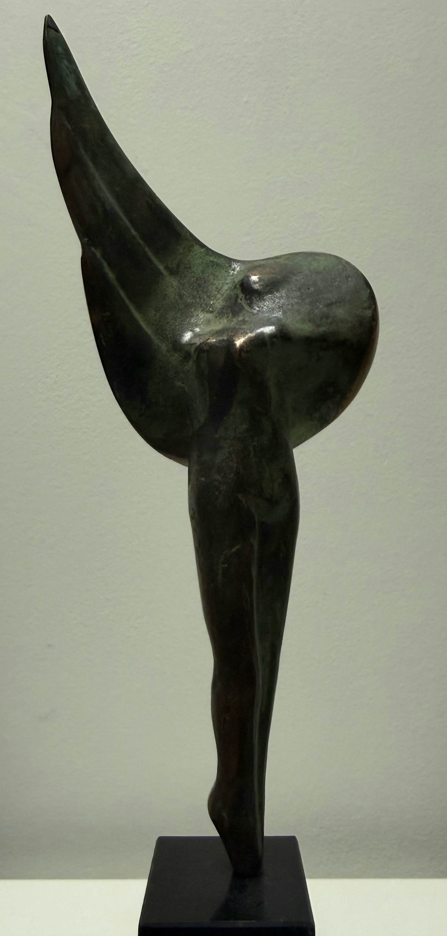 Ruurd Hallema - bronzen sculptuur | 'Engel' | Hardstenen sokkel kopen? Bied vanaf 350!