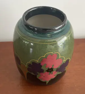 Plateelfabriek Ivora - Glans platelen vaasje kopen? Bied vanaf 28!