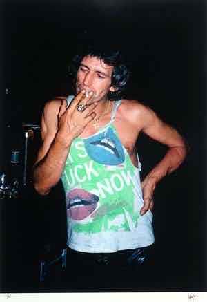 Bill Wyman - (Rolling Stones): Gesigneerde foto van Keith Richards (Rolling stones) verkocht voor € 200!