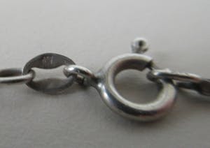 Niet of onleesbaar gesigneerd - BioStabil Zilver - Halsketting met hanger kopen? Bied vanaf 1!