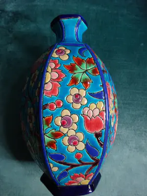 Emaux de Longwy - kleurijke floraal gedecoreerde cloisonne vaas kopen? Bied vanaf 95!