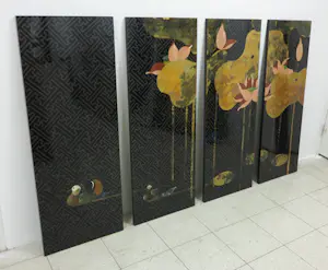 Niet of onleesbaar gesigneerd - Vier beschilderde decoratieve Chinese (lak)wandpanelen kopen? Bied vanaf 1!