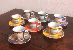 Niet of onleesbaar gesigneerd - ZEVEN ESPRESSO KOP EN SCHOTELS verkocht voor € 1!