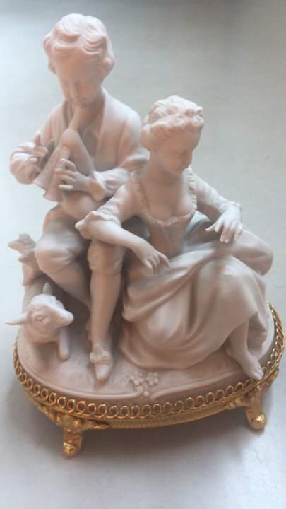 Unterweissbach Porseleinfabriek - Beeld koppel met fluit en schaap kopen? Bied vanaf 50!