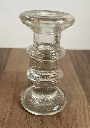 Pukeberg Glass - Twee ijsglazen kandelaren ontwerp Stafan Gellerstedt kopen? Bied vanaf 35!