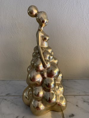 Zhang Yong - 'The Ball Girl' kopen? Bied vanaf 900!