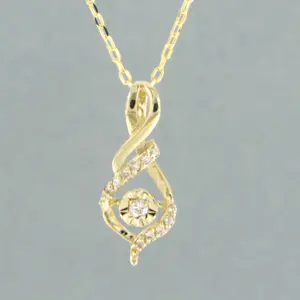 14k geel gouden collier met hanger bezet met diamant 0.06 ct - 45 cm kopen? Bied vanaf 170!