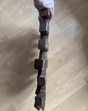 Mia Vullinghs - Relief in brons, malachiet en bladgoud. Recent werk kopen? Bied vanaf 150!