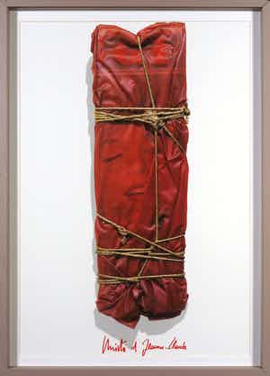 Christo - Handgesigneerd exemplaar Wrapped Magazine - Ingelijst verkocht voor € 1!
