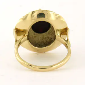 14k geel gouden ring bezet met granaat – 4.9 gram - ringmaat 16.5(52) kopen? Bied vanaf 360!