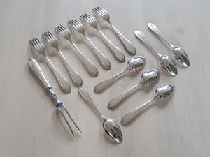 Georg Nilsson - Vleesvork, 6 Dinervorken, 6 Dessertlepels - Model Riche 694 kopen? Bied vanaf 1!