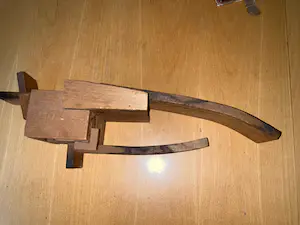 Pjotr Muller - Ruwhouten beeld kopen? Bied vanaf 350!