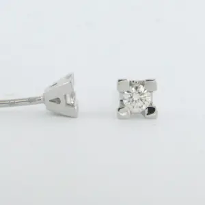 18k witgouden solitair oorknoppen met briljant geslepen diamant tot. 0,21ct kopen? Bied vanaf 280!