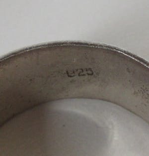 Niet of onleesbaar gesigneerd - Vintage Studio zilveren ring - 1e gehalte zilver (925) kopen? Bied vanaf 1!