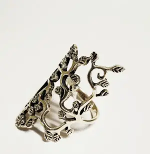 Vintage handgemaakte echte Zwitserse filigraan setting zilveren gotische ring kopen? Bied vanaf 75!