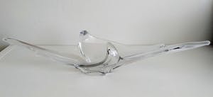 Niet of onleesbaar gesigneerd - sculptuur van helder kristal, krachtig door eenvoud, 65 cm breed ! kopen? Bied vanaf 1!