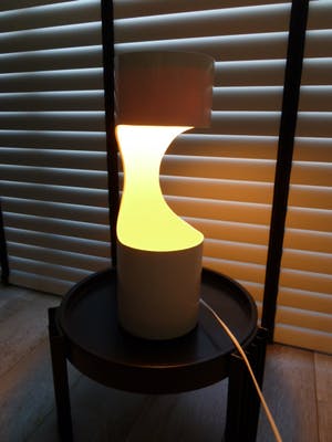 Niet of onleesbaar gesigneerd - Design tafellamp NEBU 70’s naar ontwerp van Erik van Buijtenen kopen? Bied vanaf 1!