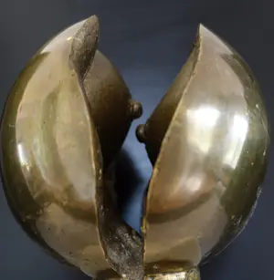 Jana Paroubek - "Breasts" in brons. kopen? Bied vanaf 750!