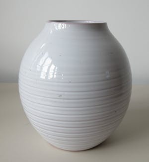 Pottenbakkerij Nagtegaal - Drie witte aardewerk vazen kopen? Bied vanaf 30!