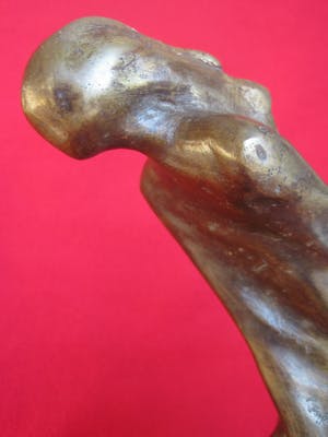 Brons (Onbekend) - Vrouw, gejaagd door de wind. kopen? Bied vanaf 120!