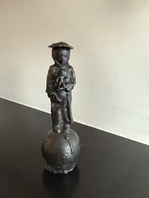 Nicolas Dings - Moeder aarde kopen? Bied vanaf 150!